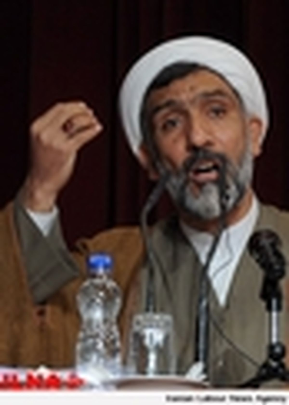 مناطق آزاد دچار بی‌برنامگی یا فساد اقتصادی شده‌اند