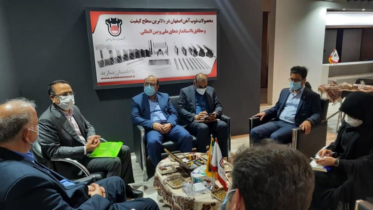 ذوب آهن اصفهان می‌تواند در توسعه ریلی چابهار نقش آفرین باشد