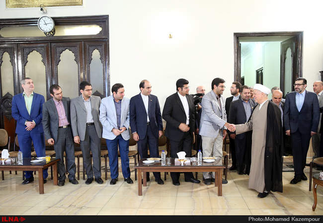 دیدار اعضای شورای مرکزی حزب ندای ایرانیان با آیت الله هاشمی رفسنجانی