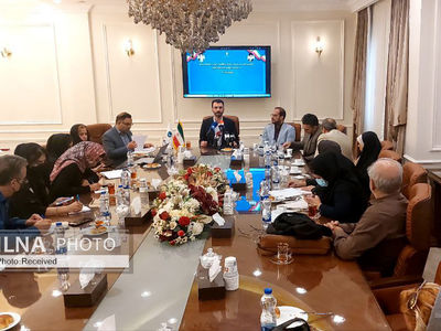  نشست خبری مدیرعامل منطقه آزاد کیش