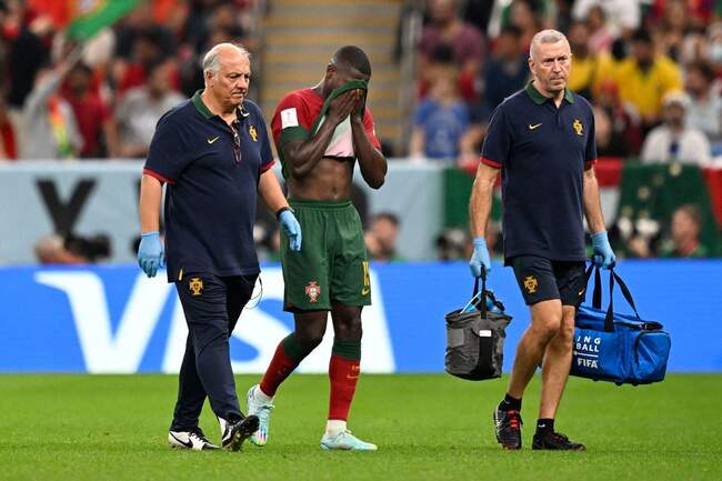 FBL-WC-2022-MATCH32-POR-URU (8)