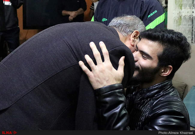 بازدید علی ربیعی وزیر سابق کار از موسسه خیریه بهشت امام رضا (ع)