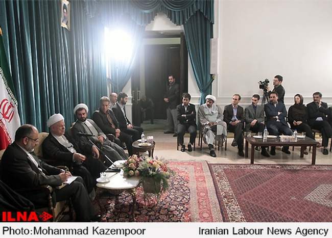 دیدار نویسندگان و مسؤولان سرای اهل قلم با آیت الله هاشمی رفسنجانی