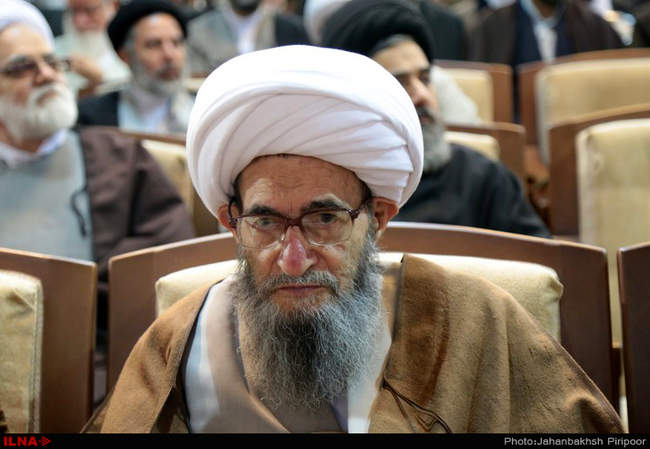 نشست انجمن علمی ارتباطات وتبلیغ حوزه علمیه با حضورآیت الله مکارم شیر