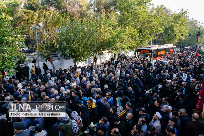 تشییع ۱۰۰ شهید گمنام دفاع مقدس