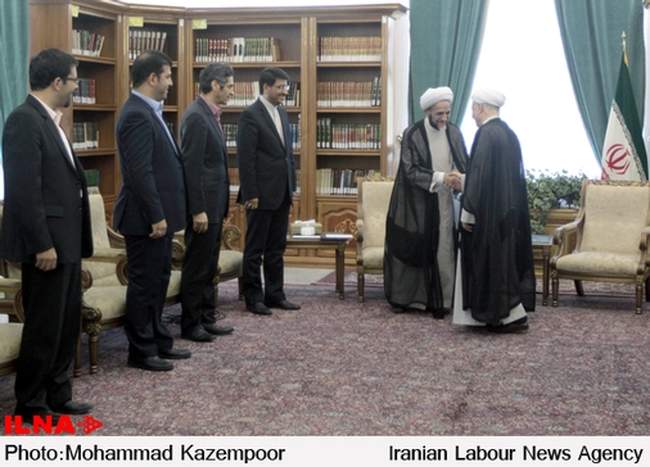 دیدار جمعی از مسؤولین امور دانشجویی با آیت الله هاشمی