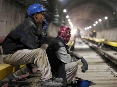 نقدی بر تازه‌ترین اظهارنظرِ سازمان امور استخدامی کشور/ چه کسانی و به چه دلایلی مخالف طرح هستند؟