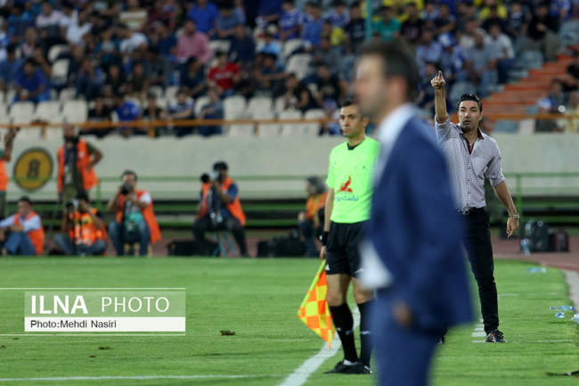 دیدار تیمهای استقلال تهران و فولاد خوزستان