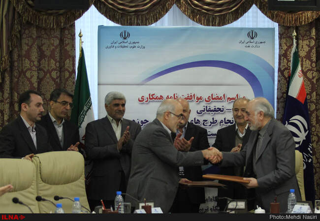 مراسم عقد موافقت‌نامه همکاری انجام طرح‌های اولویت‌دار حوزه پایین‌دستی صنعت نفت با دانشگاه‌ها 
