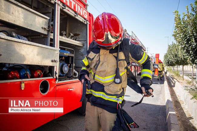 مانور امداد، نجات و اطفای حریق در قزوین به روایت تصویر