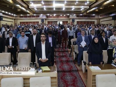 نخستین نشست گفت و گوی دولت و جوانان استان قزوین