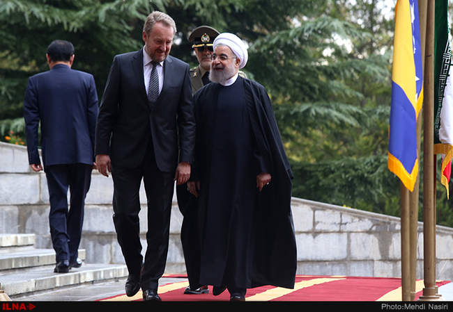  استقبال رسمی روحانی از رییس شورای ریاست جمهوری بوسنی و هرزگوین