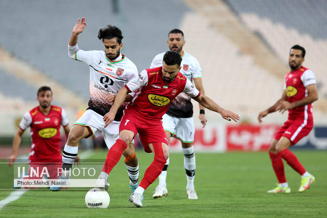 دیدار تیمهای پرسپولیس تهران و مس رفسنجان