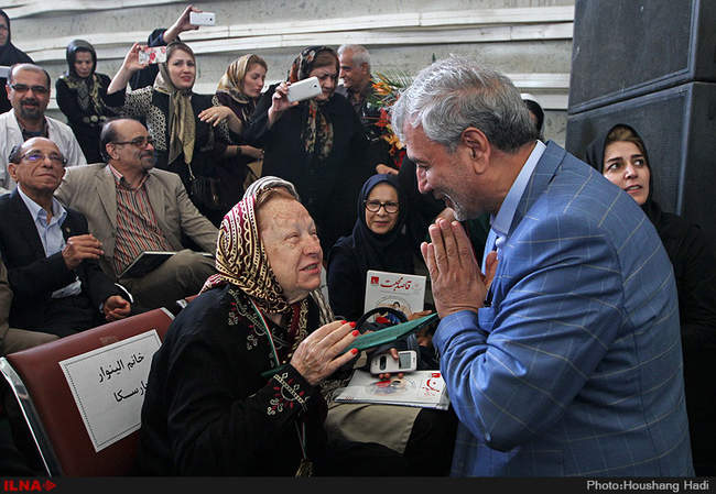 نکو داشت روز جهانی سالمند با حضور وزیرکار در بوستان جوانمردان