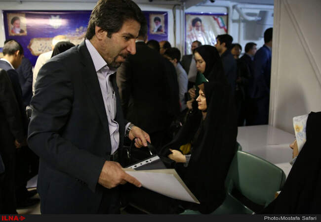 گزارش تصویری اولین روز ثبت‌‌نام از داوطلبان انتخابات شوراها