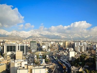 هوای تهران قابل قبول است