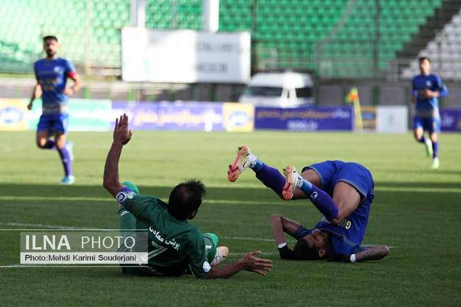 دیدار تیم های فوتبال ذوب آهن اصفهان وگل گهرسیرجان 