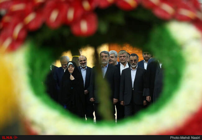 تجدید میثاق رئیس جمهور و اعضای دولت با آرمان‌های امام راحل (ره)