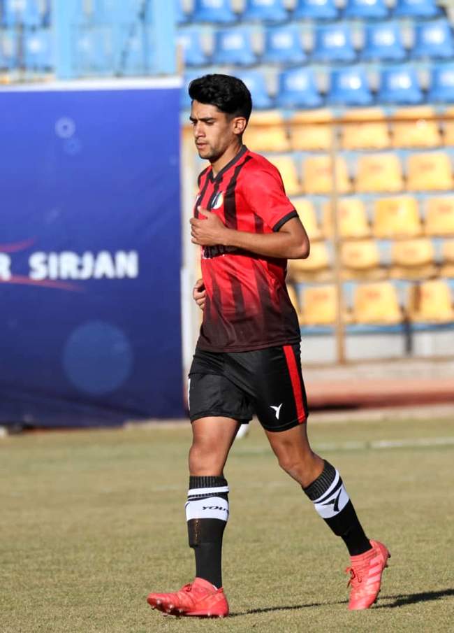 تصاویر/ دیدار آرمان گهر سیرجان و گل ریحان البرز