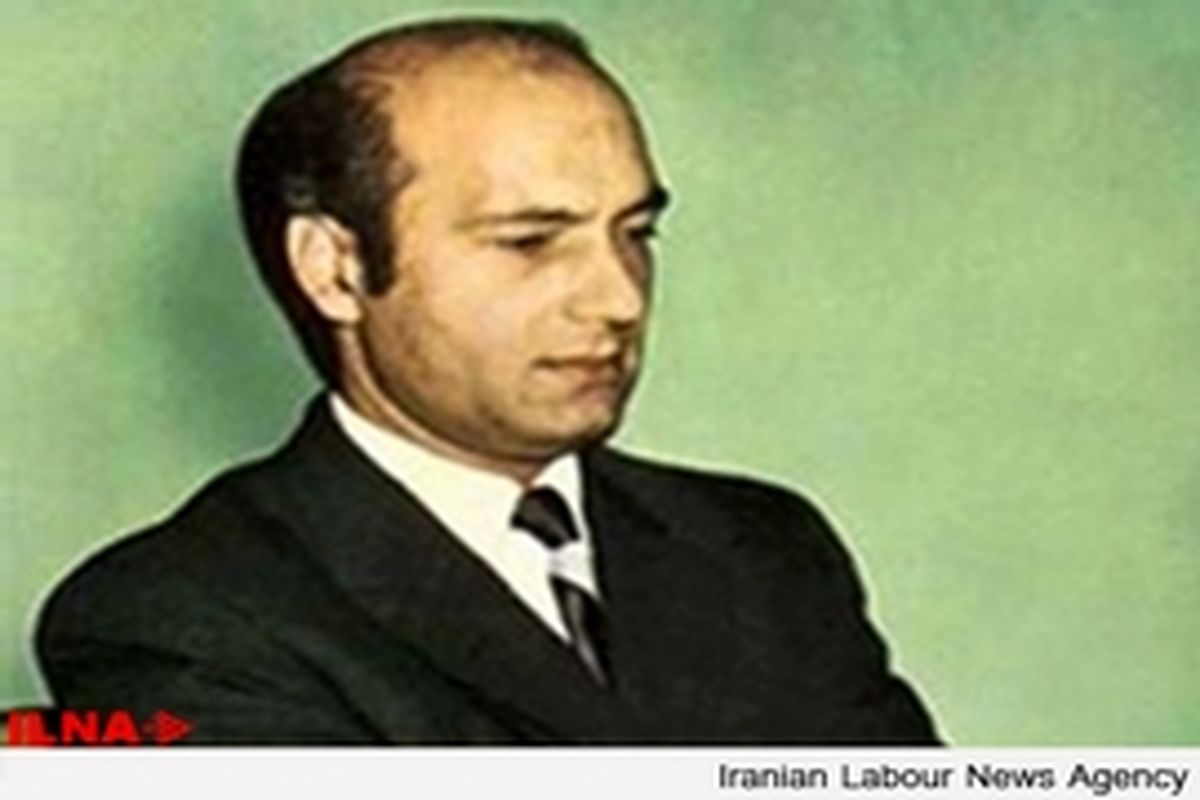 ضعف‌هایمان را با حمله به دشمن خیالی نپوشانیم / سنت‌گرایان فقط تفسیر خود را درست می‌دانند