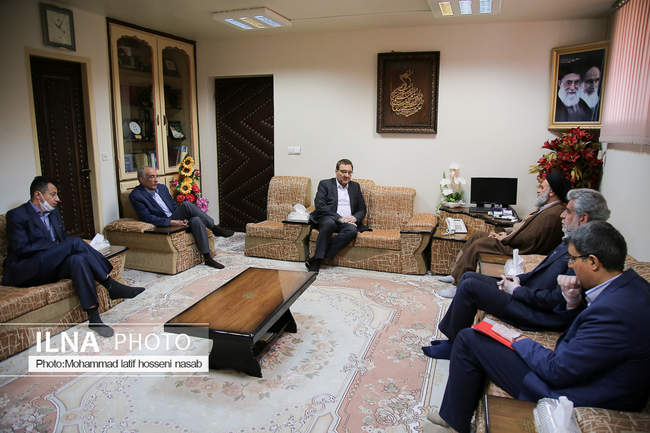 بازدید مدیر عامل لاستیک بارز از کارخانه بارز سنندج به مناسبت هفته کا