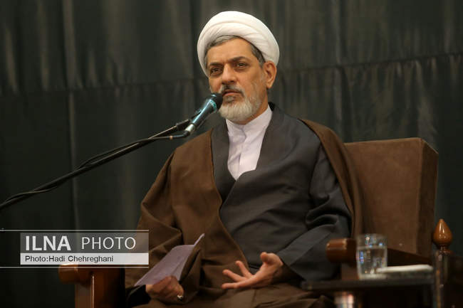 مراسم گرامیداشت عروج یافتگان حادثه هوایی در حرم حضرت معصومه (س)