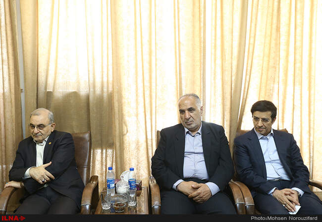 نشست مشترک رئیس مجلس با استاندار وشهردار قم