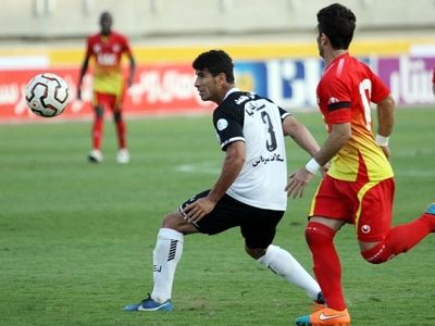 سقوط بزرگ در انتظار راه آهن و صبای قم