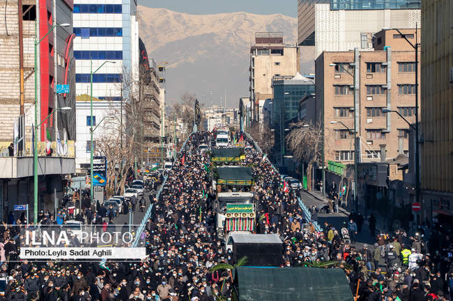 تشییع باشکوه پیکر‌های مطهر ۱۵۰ شهید گمنام در تهران/۲