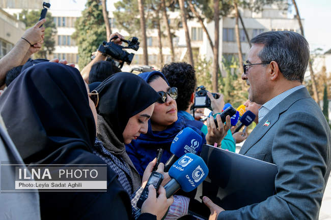 حاشیه جلسه هیات دولت - ۲۸ آبان