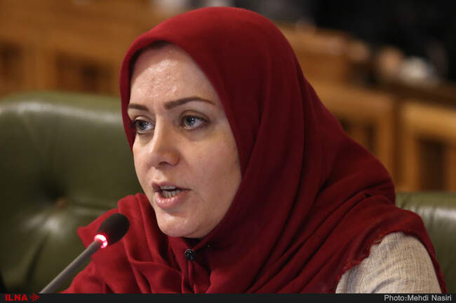 فاطمه دانشور