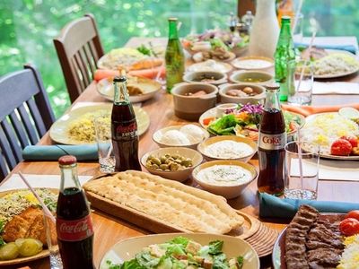 غذای رستوران‌ها فقط به کام اغنیا/ رونمایی از زرشک‌پلو میلیونی