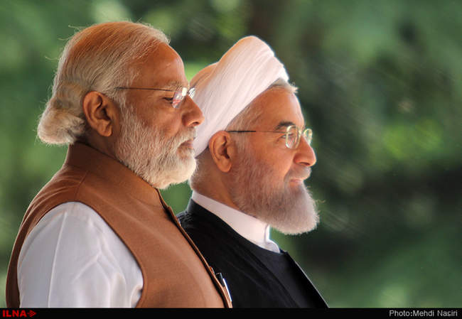استقبال رسمی روحانی از نخست وزیر هند وامضای تفاهم نامه همکاری بین دو 