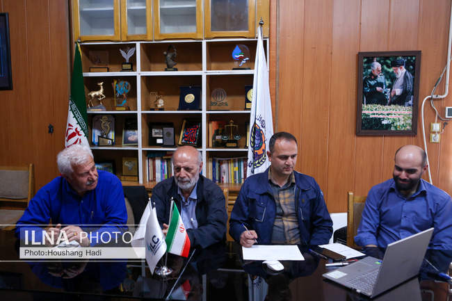 وبینار دبیرکل خانه کارگر و رئیس کنفدراسیون اتحادیه کارمندان ترکیه