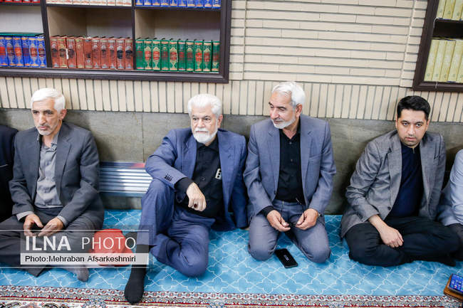 مراسم ختم مادر رئیس جمعیت هلال احمر 