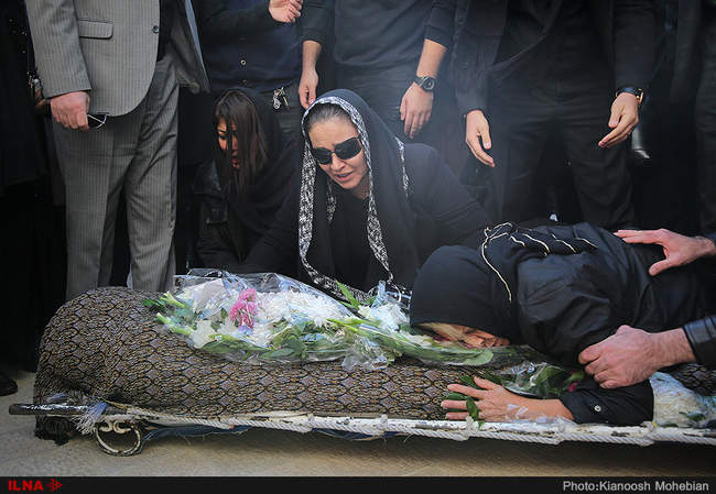 مراسم تشییع پیکر پیام صابری