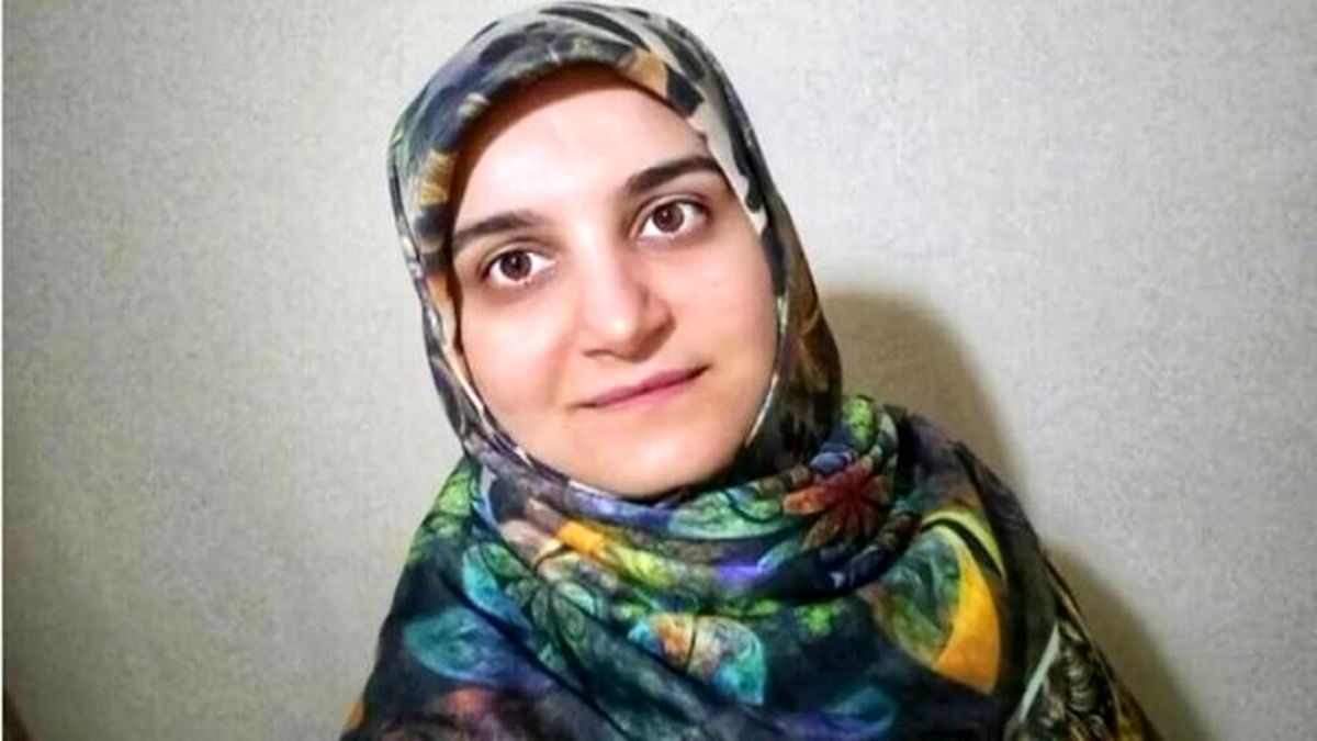 گفت‌وگوی تلفنی عراقچی با مهدیه اسفندیاری
