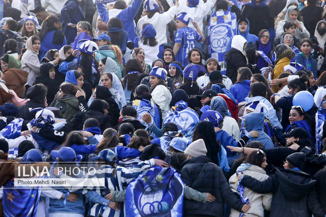 دیدار تیمهای استقلال تهران و پرسپولیس تهران