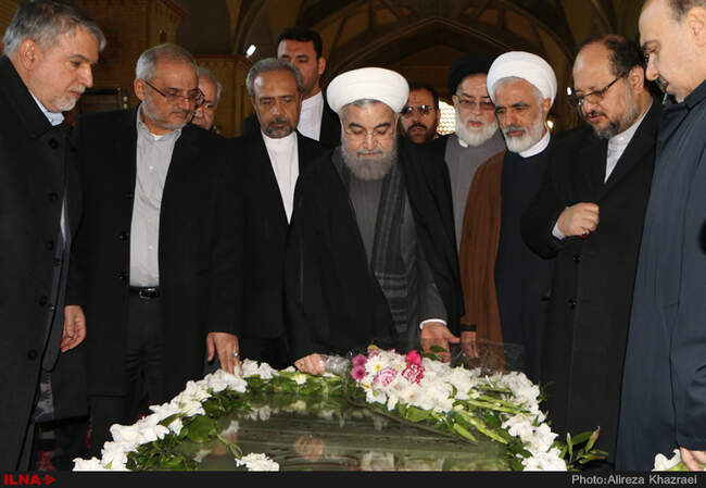 تجدید میثاق رییس‌جمهور و هیات دولت با آرمان‌های بنیانگذار انقلاب 