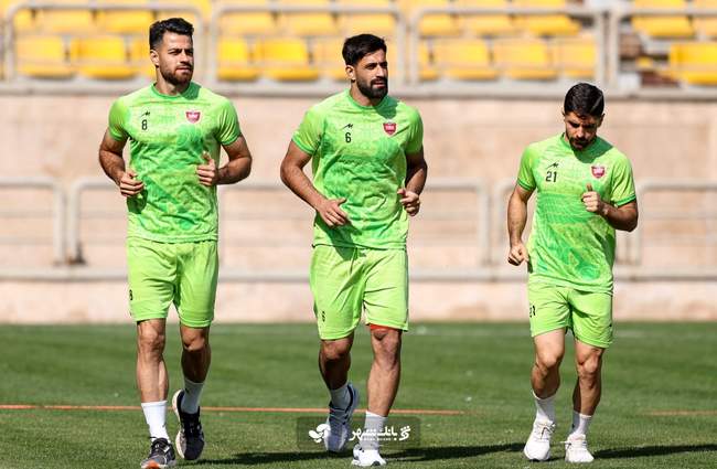 گزارش تصویری تمرین امروز پرسپولیس با یک مهمان ویژه