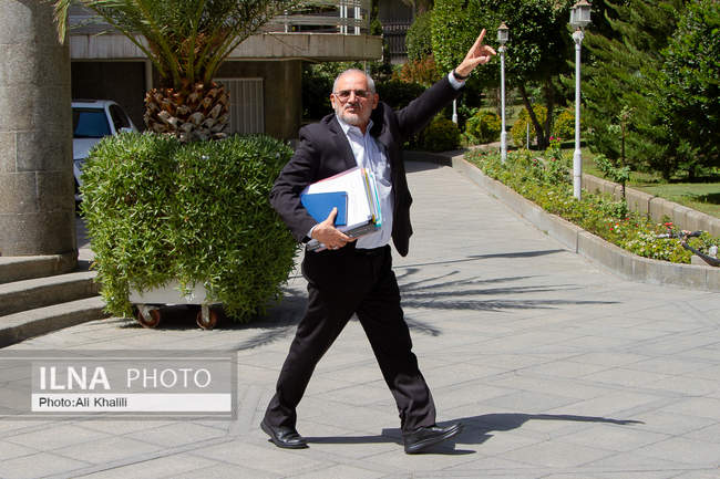 حاشیه جلسه هیات دولت - ۵ شهریور