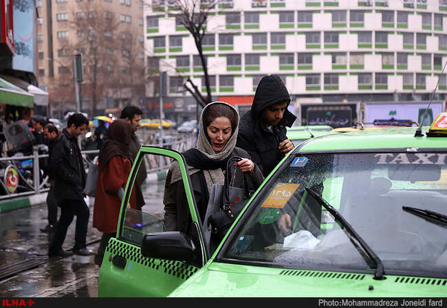 یک روز بارانی در تهران 