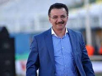 زنوزی: فصل بعد تراکتور را از این هم قدرتمندتر خواهم بست/ از پرسپولیس پذیرایی خواهیم کرد