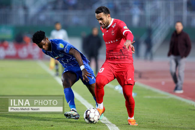 دیدار تیمهای استقلال تهران و پرسپولیس تهران