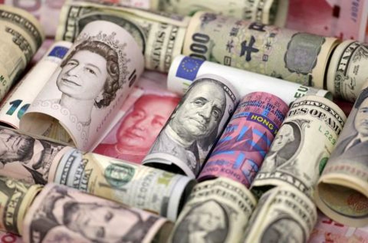 سهم دلار در ذخایر ارزی بانک‌ها بازهم آب رفت