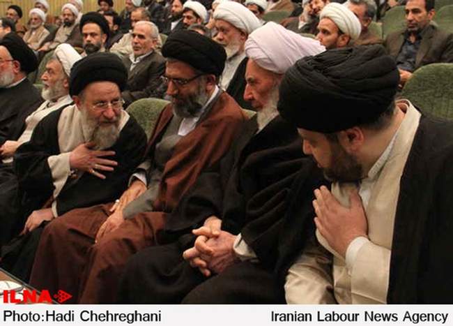 رونمایی از کتاب حضرت آیت الله العظمی موسوی اردبیلی