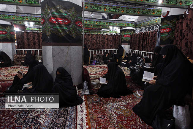 آیین سنتی نخلبندان در تکیه طرخوران تفرش
