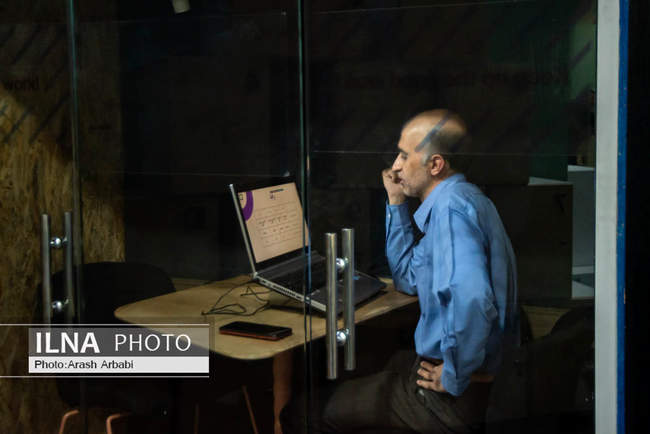 بازدید معاون توسعه کارآفرینی و اشتغال وزارت کار از کارخانه نوآوران آ