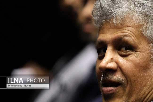 مراسم ختم مادر اسحاق جهانگیری