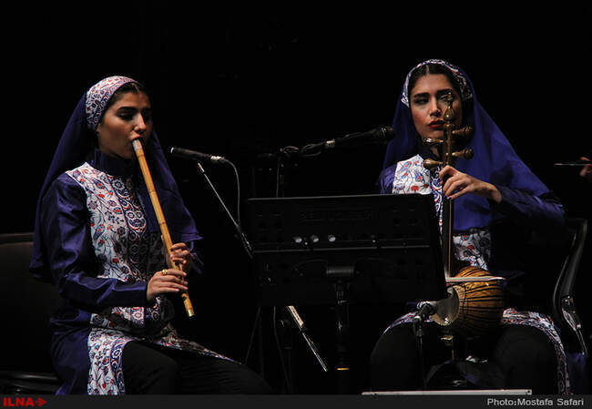  اجرای ارکستر پارس در اولین شب سی و دومین جشنواره موسیقی فجر در تالار وحدت‎